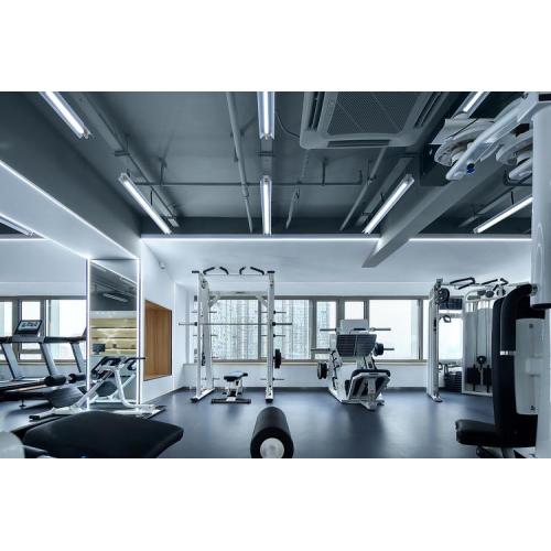 Conception d'éclairage de gymnase optimal avec des lumières LED