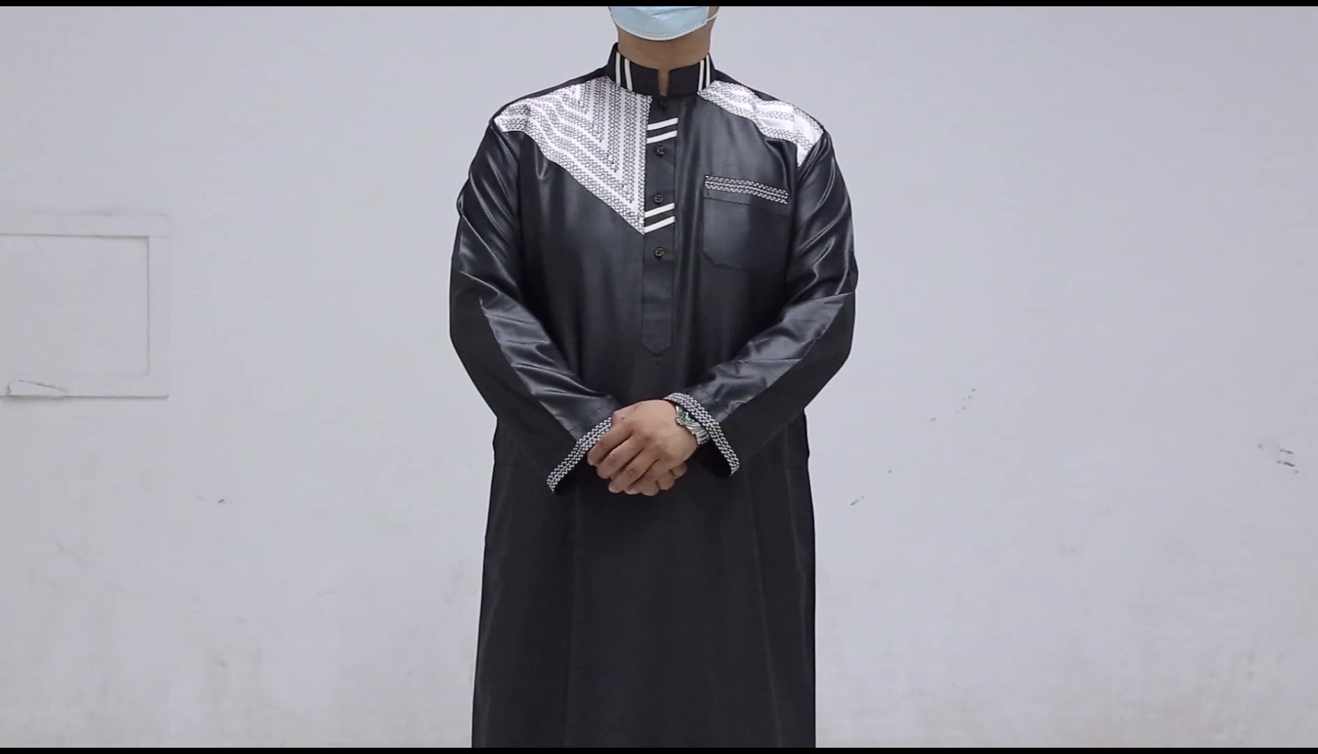 Uomini islamici all&#39;ingrosso abiti bianchi Thobe Arab Design Daffah Thobehot Sale Products1