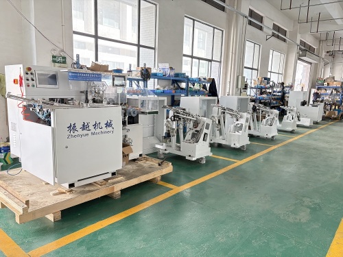 شركة Yangzhou Zhenyue Brush Machinery Co., Ltd. توسع تواجدها العالمي من خلال حلول تصنيع فرشاة الأسنان عالية السرعة