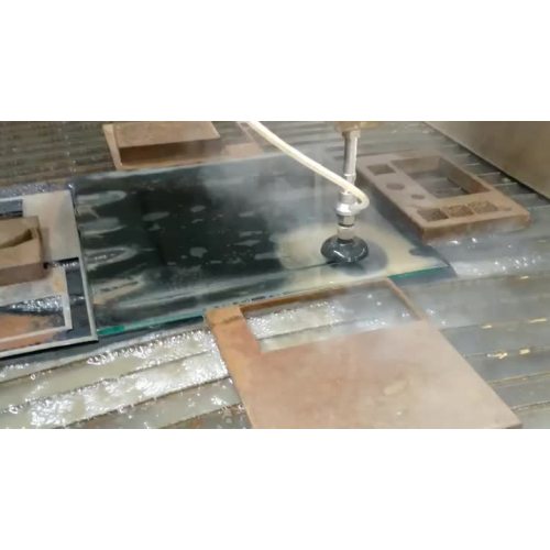 Cutting glass