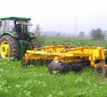 1BZ-5.3 Hydraulic Offset Heavy-Duty Disc Harrow1