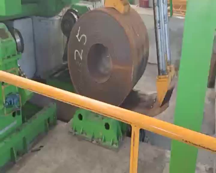 8-25×2000 Hot Rolled Plate Rough & Fine Leveling Mobile Tracking Cut-to-Length Line