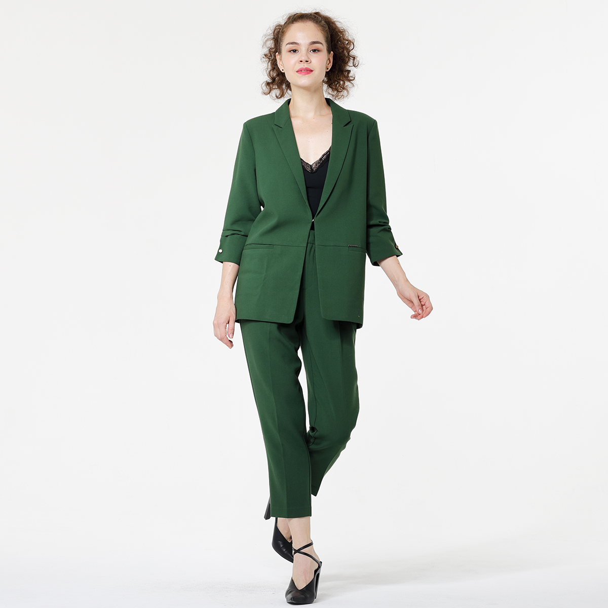 Women's blazer with 3/4 sleeve Women's blazer with 3/4 sleeve