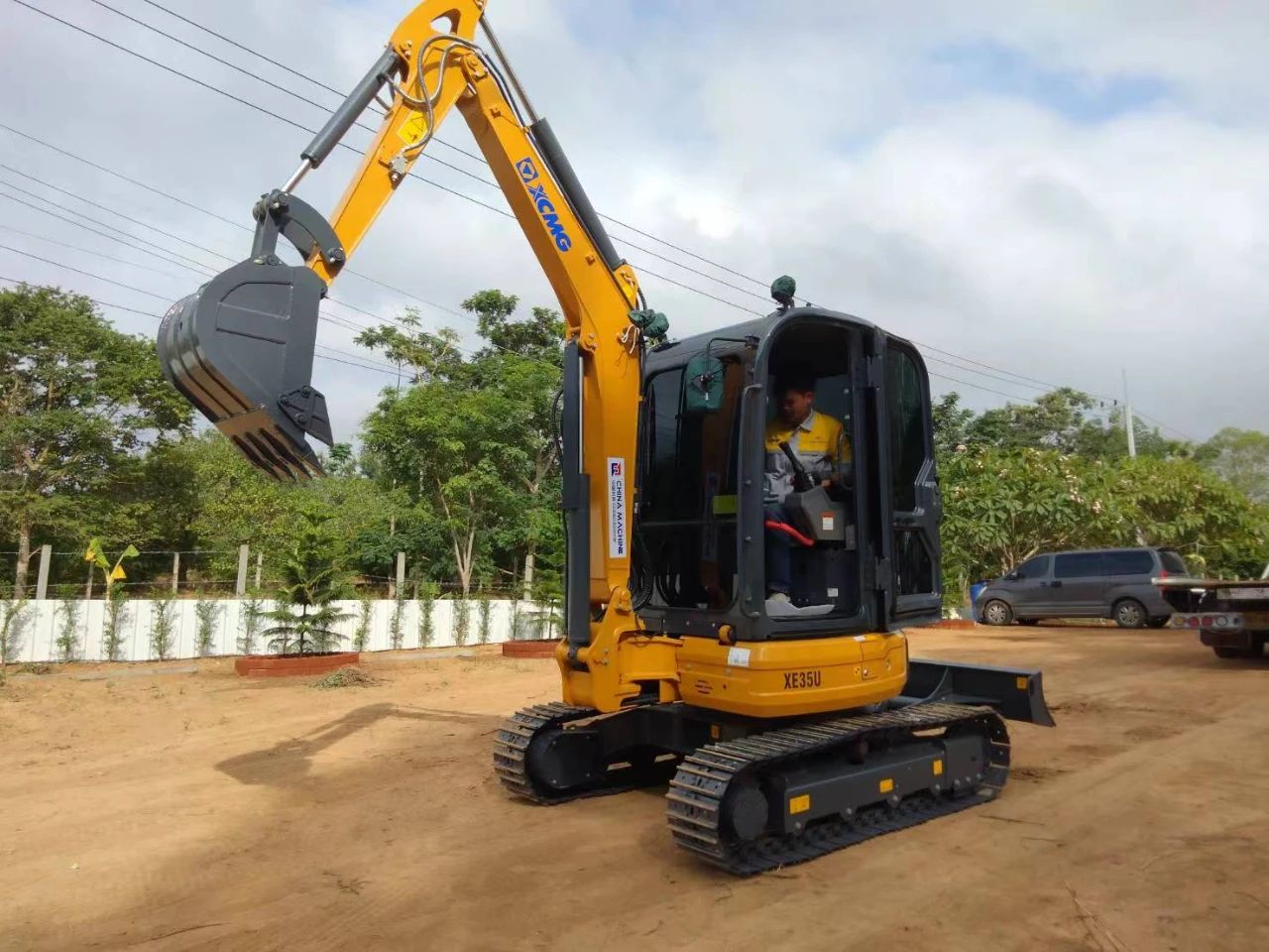 Small body, big energy! XCMG micro-digging 