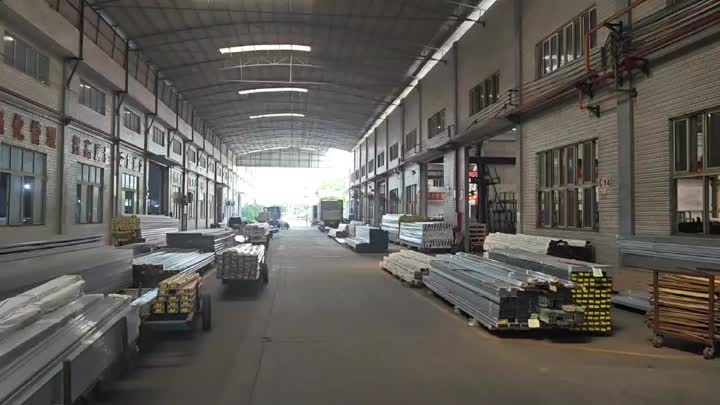 Aluminijasti profil