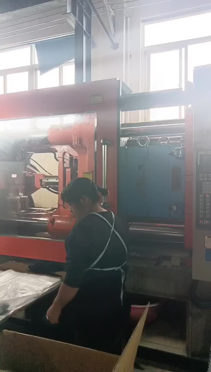 Black plastic auto parts production process