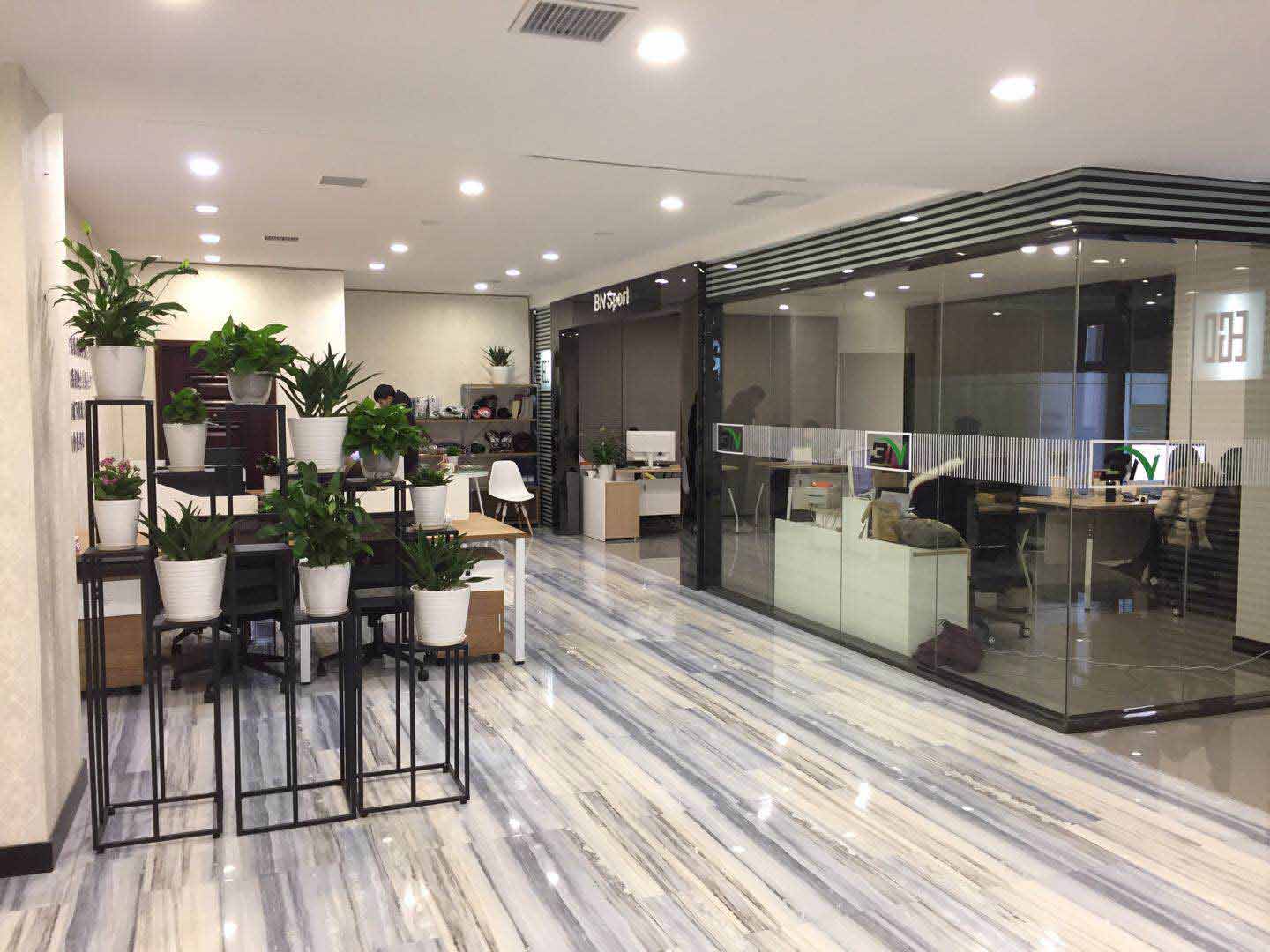  SHANGRAOSHI XINDASPORTS EQUIPMENT CO., LTD