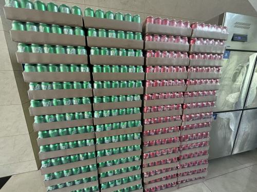 Trazendo frescor no verão | Jiangsu Shuaijin Motor lança atividade de distribuição de bem-estar para prevenção do calor no verão