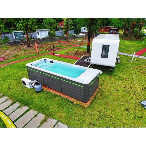 AquaSpring Hot Tub 