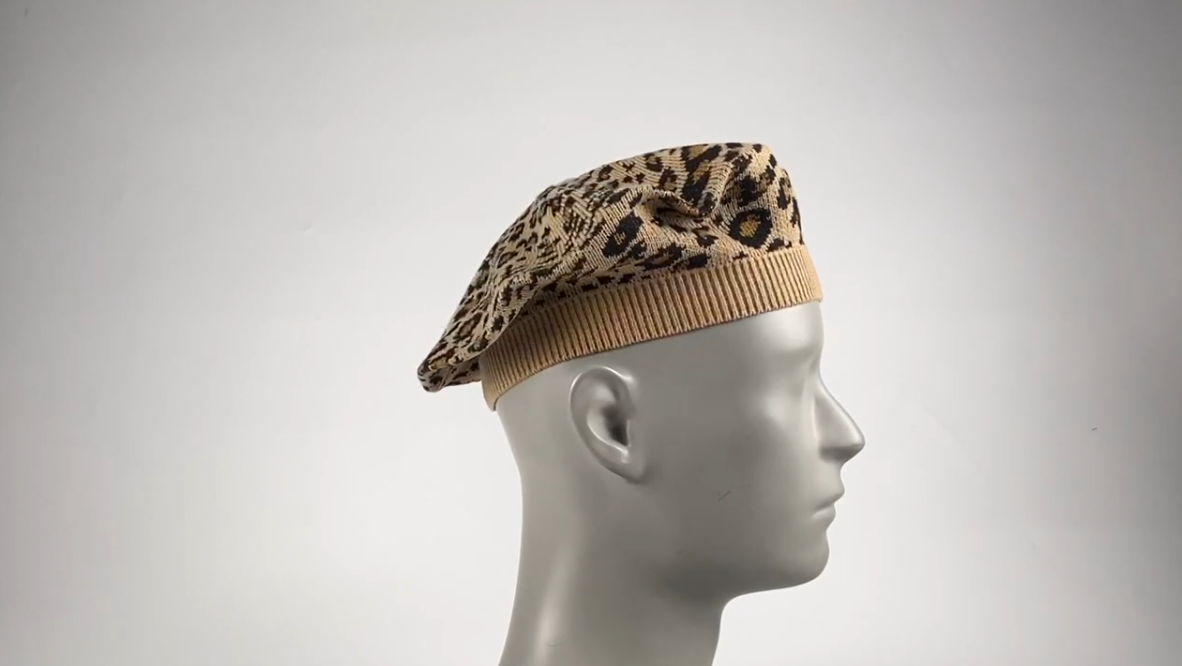 Cappello jacquard a maglia