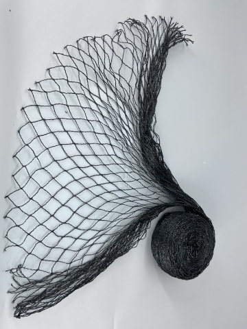 Flat wire rhombus anti-bird net