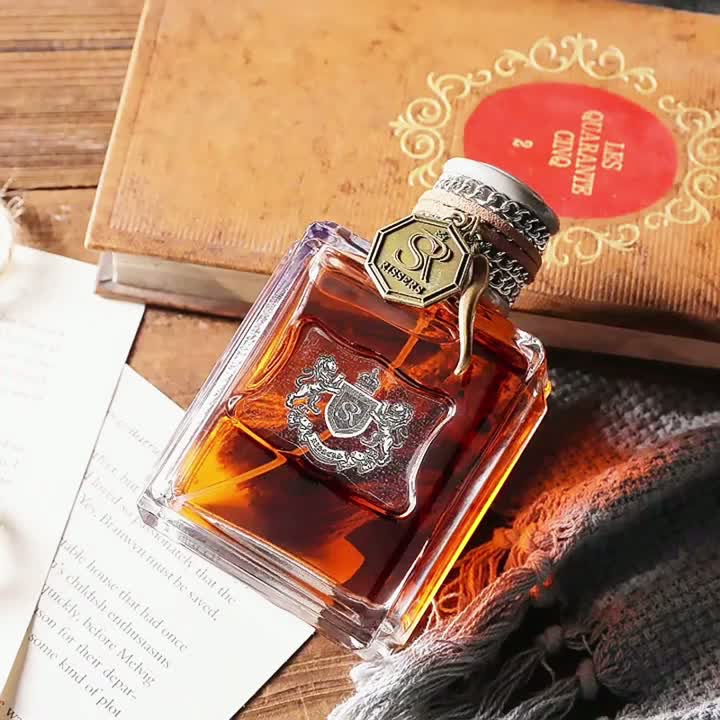 100mlのバッドボーイメンズオアデトイレット