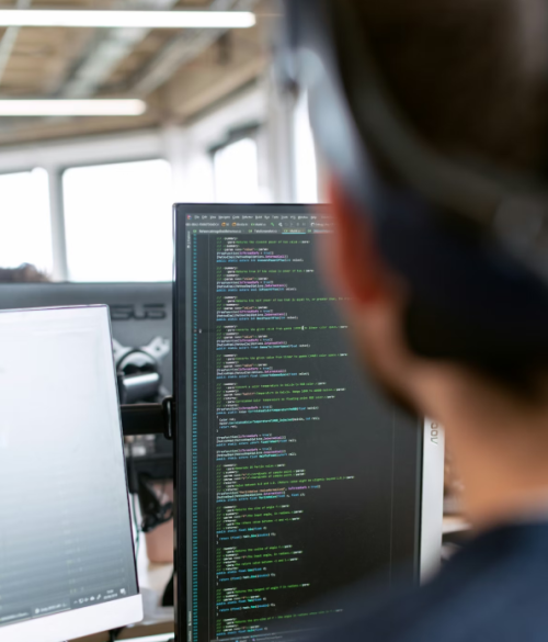 Penggerak yang Tepat untuk Masa Depan: Bagaimana Komponen Lembaran Logam Baja Tahan Karat yang Disesuaikan Mengubah Industri Elektronika dan Motor Kelas Atas