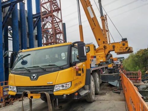 Новий вибір для ефективної роботи! Автокран XCMG QY50KA покращує інженерне будівництво