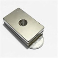 High-Strength N52 NdFeB Rare Earth Block Countersunk Neodymium Magnet1
