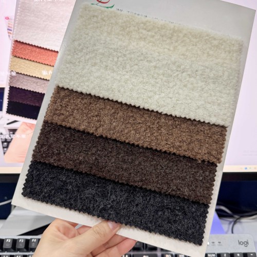 高品質のメリノウールアルパカブレンド生地