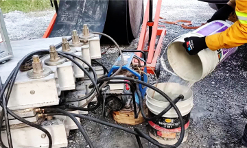 Water cooling conveyor belt vulcanizer