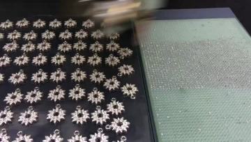 Small Flower Diamond Inlay / Floral Diamond Setting