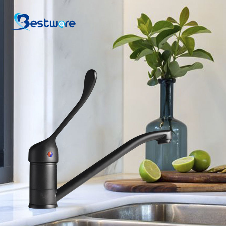 Nouveau design Robinet de cuisine noire