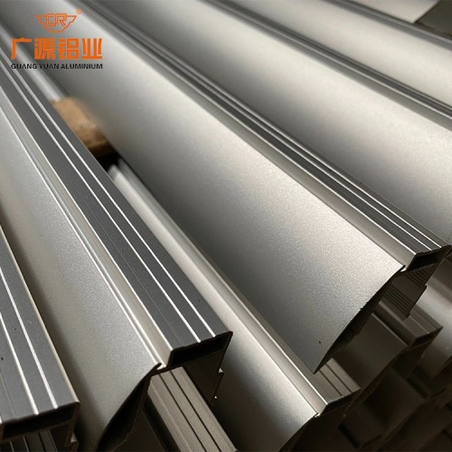 Ciri -ciri proses sandblasting untuk profil aluminium