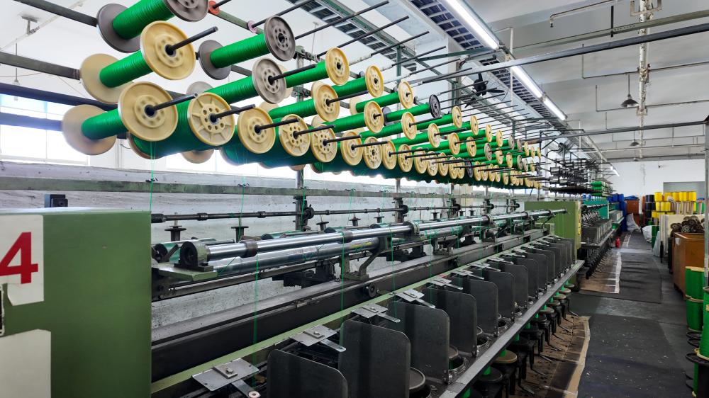 Twisting machine
