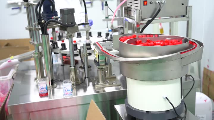 Processus de production du tube de sampage du virus 2.MP4