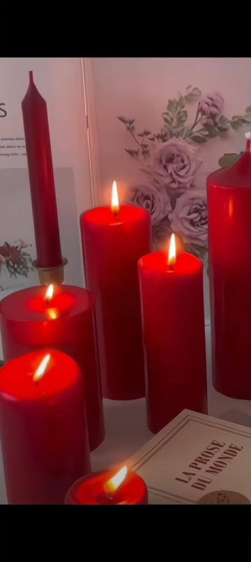 Classic Christmas candle red bar candle