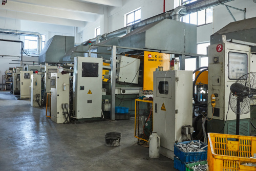 Mesin Ningbo Haidi: Produsen Die Casting Aluminium Seng Berpengalaman 20 Tahun