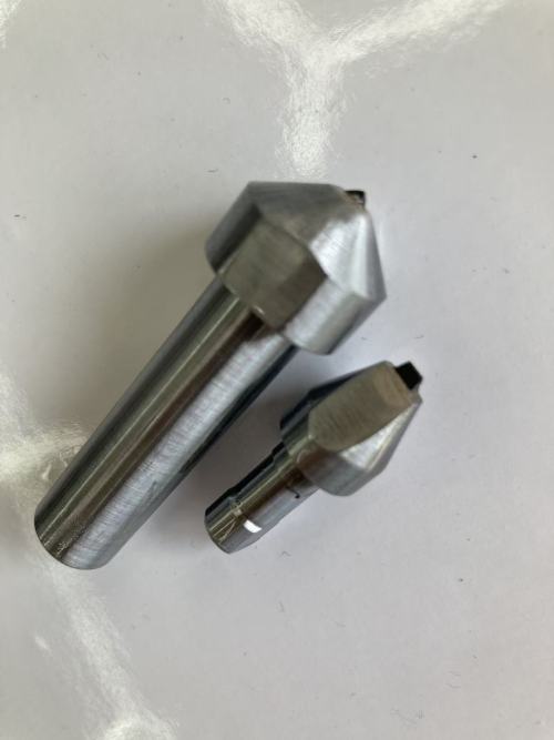 Single Point vs. Axe Type Diamond Dressers – Which One Do You Need for Grinding Wheel Dressing?