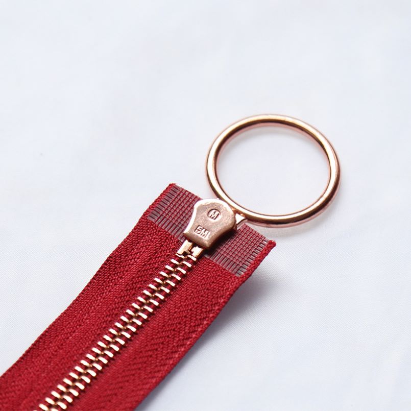 Metal zipper for handbag