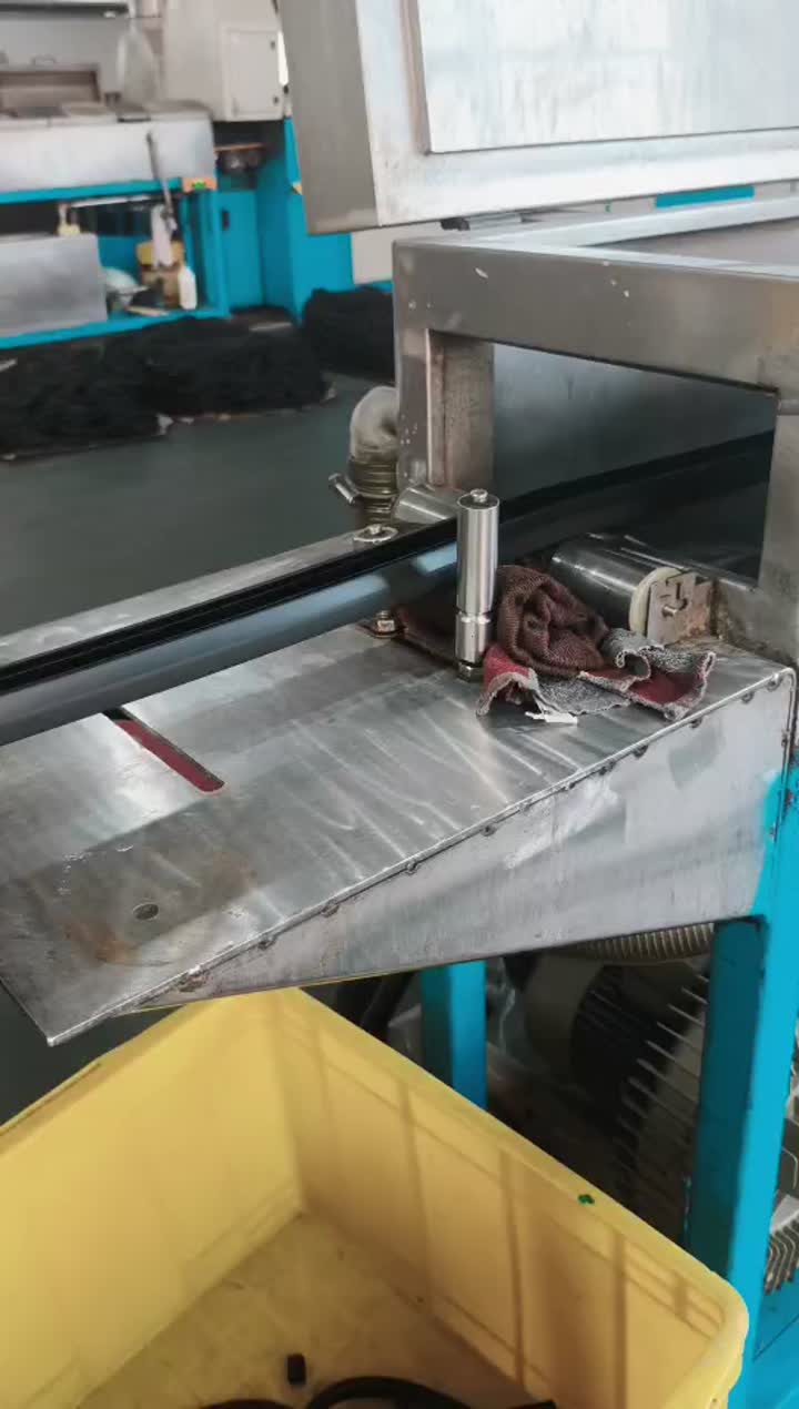 уплотнение резиновой прокладки