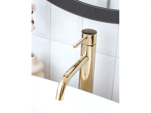 Wall mounted bathroom faucets in luxury hotel application