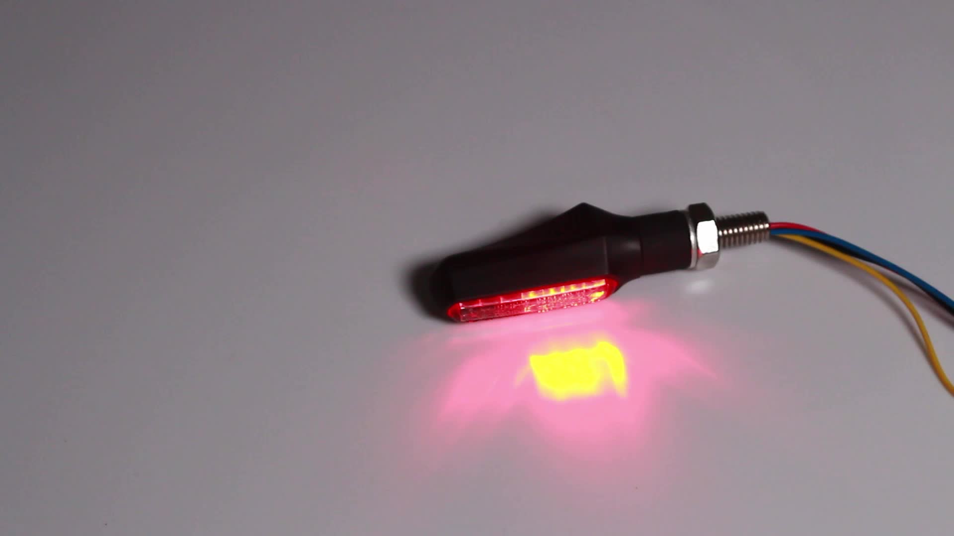 Sistem Pencahayaan Sepeda Motor Kedatangan Baru Amber Red Turn Signal LED Light Indikator Light1