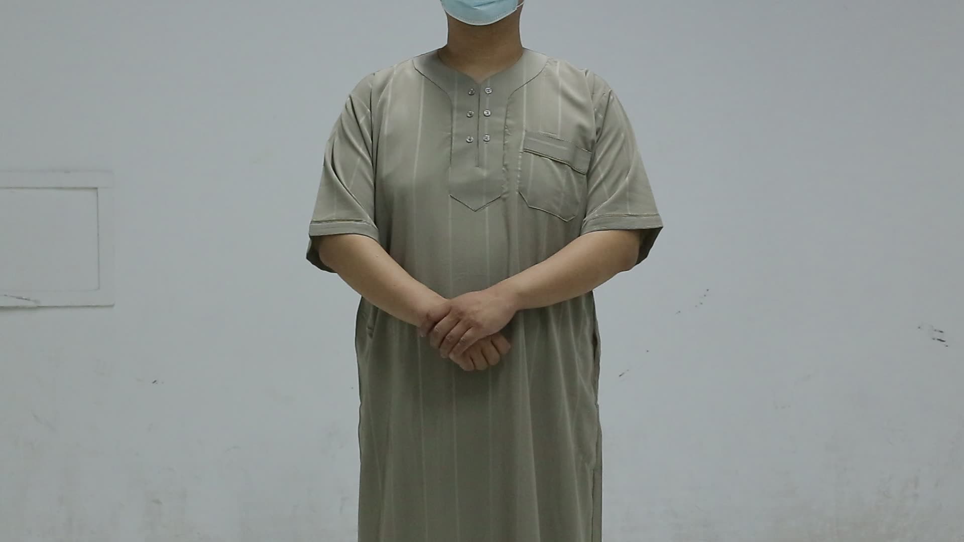 Nuovo musulmano marocchino abito corto uomo musulmano abbigliamento thobe qamis per uomini kurti1