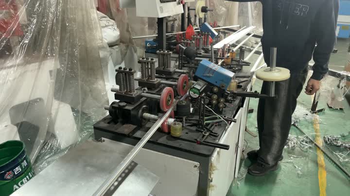 machine à emballer de film collant