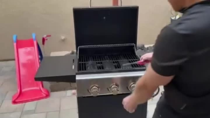 11.29GAS GRILL