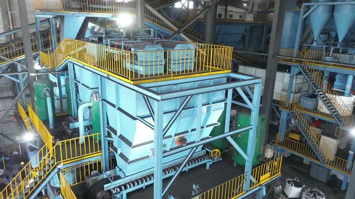 Showcase Peralatan Pengeluaran