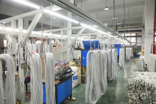 สายเคเบิลที่ใช้กันทั่วไปสายสายเคเบิลเครือข่ายสายเคเบิลทีวี