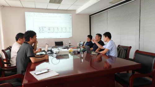 Giám đốc điều hành cấp cao của DEC Design Nhật Bản đến thăm Huadong Machinery để cùng mở ra một chương mới trong hợp tác kỹ thuật Trung-Nhật