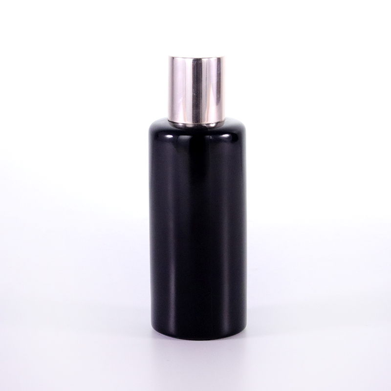 Round black glass bottle with screw cap2