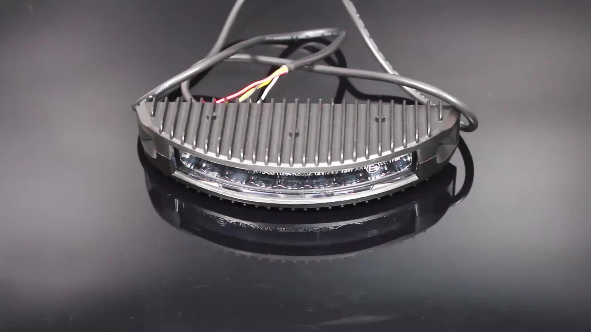 11 Iṣapẹẹrẹ filasi ene r10 r65 ti a fọwọsi LED fun ina ikilo fun ọkọ oju-ajo tabi ọkọ pajawiri lati Ninbo1