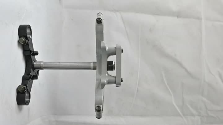 Braçadeira de garfo de triciclo