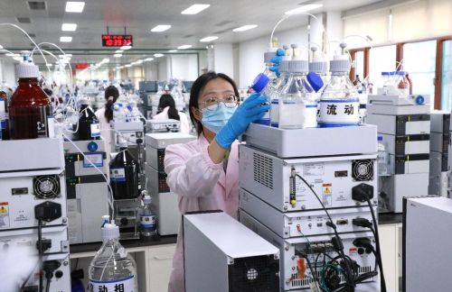 Shijiazhuang No.4 Pharmaceutical obtém aprovações para vários medicamentos genéricos, com 52 novas aprovações de medicamentos concedidas no ano
