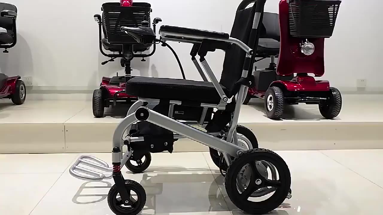 2022 Prix super bon marché fauteuil électrique pliant en fauteuil roulant en fauteuil roulant électrique1