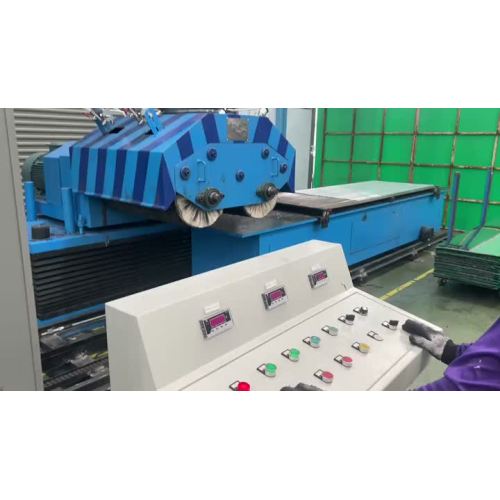 Machine à fil de tréfilage pour surface profilée