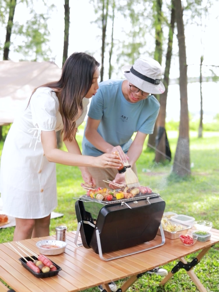 Camelo ao ar livre portátil glamping forno de churrasque