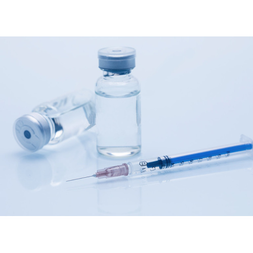 Injection vétérinaire de médicaments antiparasites