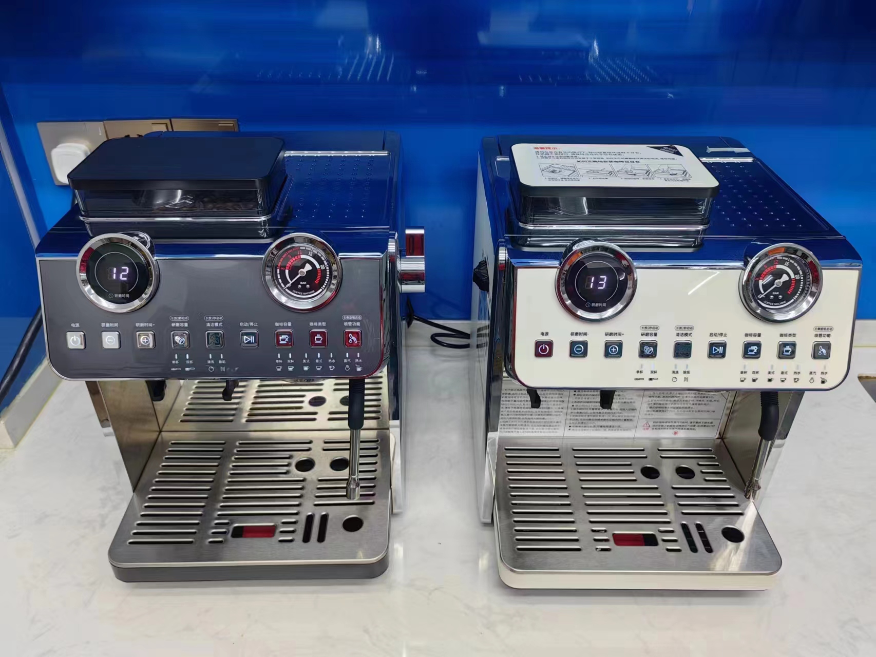 Máquina de espresso semiautomático