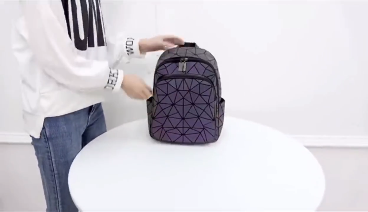 2022 Promotion Geometric Reflective Luxury Backpack Travel Bags for School,Stylish Luminous Children Women Casual Sport Backpack1