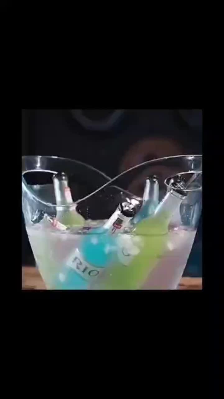 bucket (2)